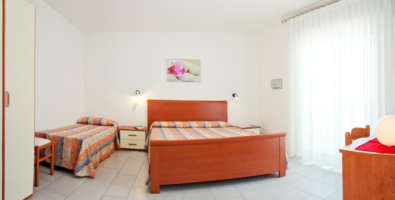 Hotel Augusta Caorle Exterior foto