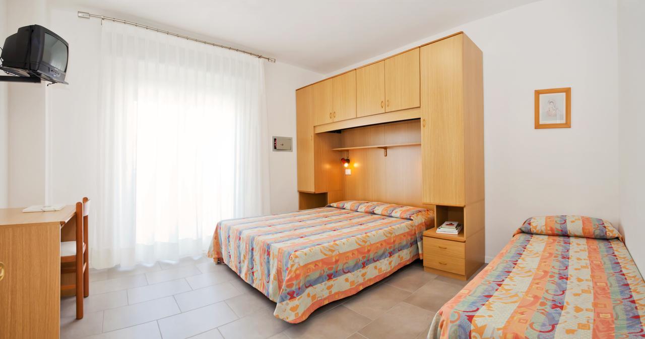 Hotel Augusta Caorle Exterior foto